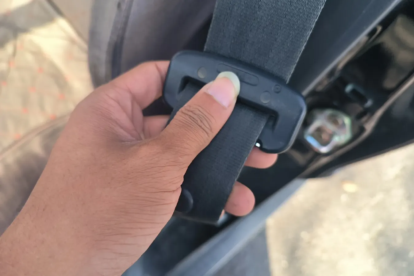 2013 FAW Senia S80 1.5L 109HP L4 5MT,autocango,china used car exporter,china ev exporter,chinese used car exporter,chinese used ev exporter