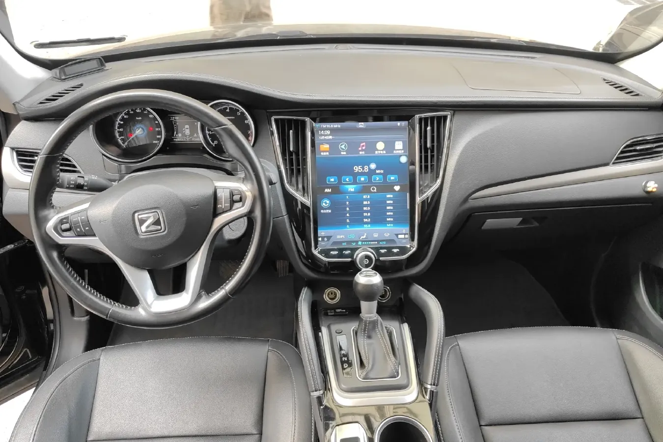 2016 Zotye SR7 1.5T 150HP L4 CVT,autocango,china used car exporter,china ev exporter,chinese used car exporter,chinese used ev exporter