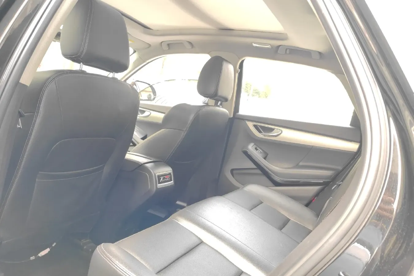 2016 Zotye SR7 1.5T 150HP L4 CVT,autocango,china used car exporter,china ev exporter,chinese used car exporter,chinese used ev exporter