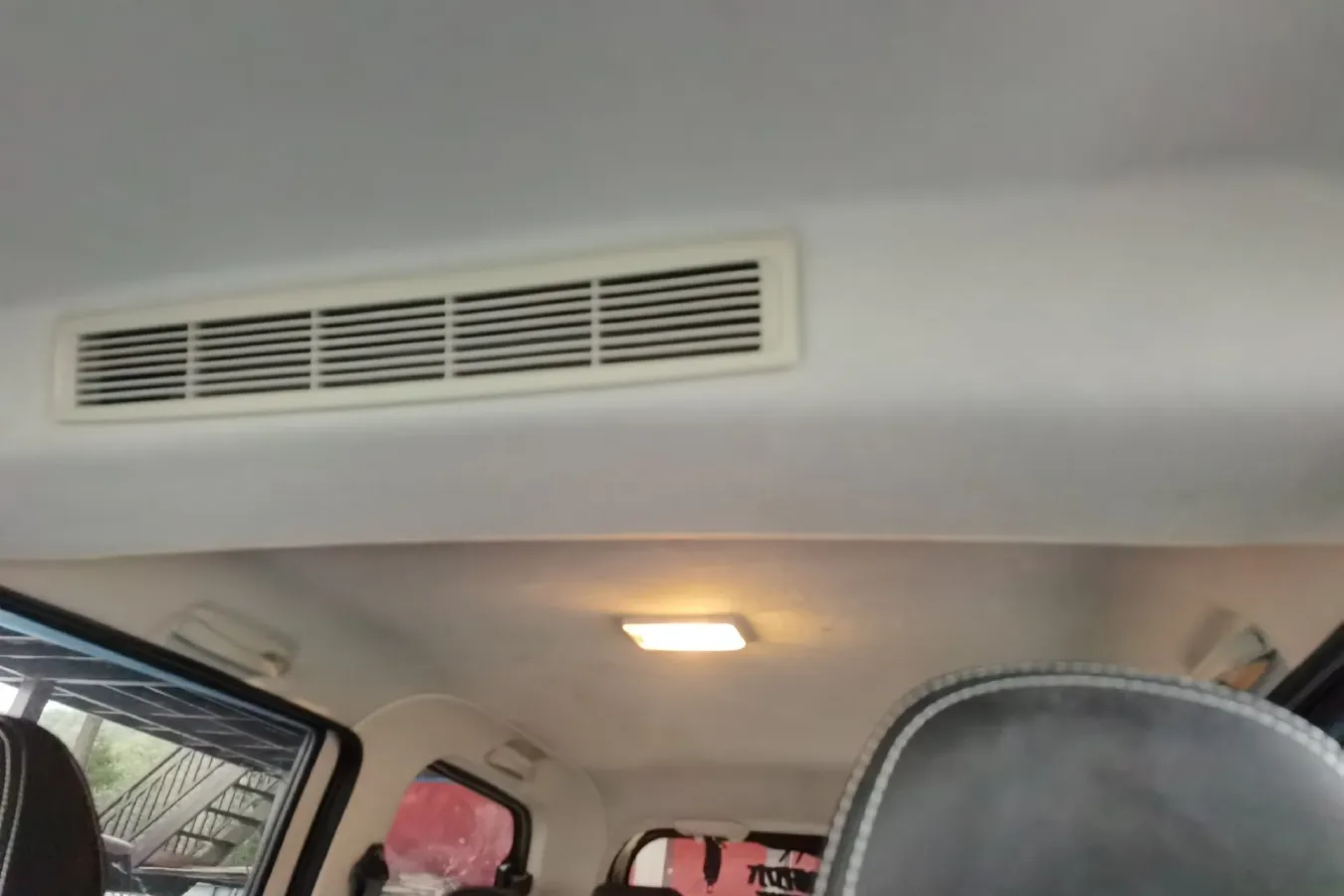 2018 DongFeng Fengon Fengon 330 1.5L 109HP L4 5MT,autocango,china used car exporter,china ev exporter,chinese used car exporter,chinese used ev exporter