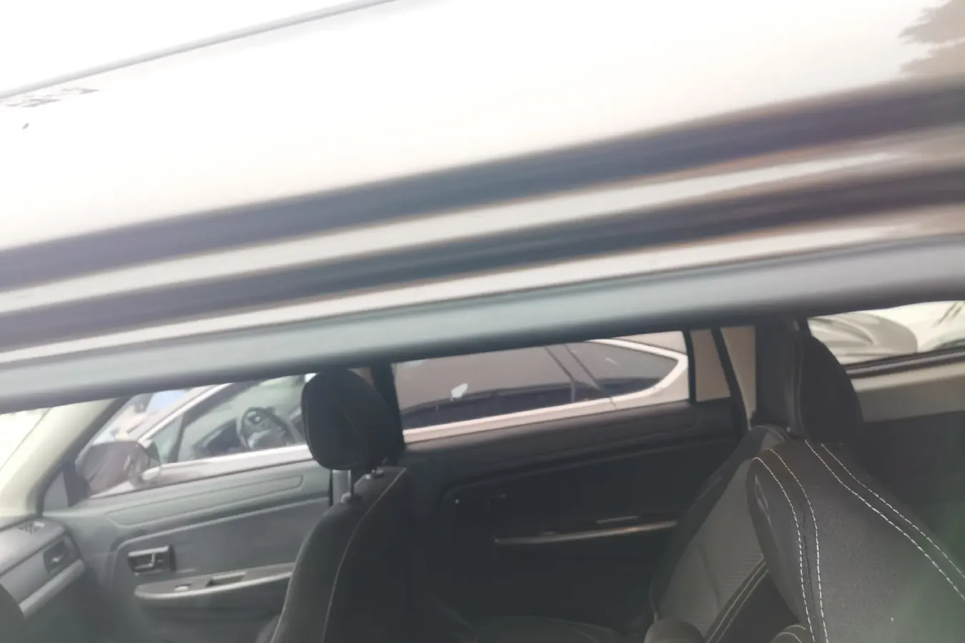 2018 DongFeng Fengon Fengon 330 1.5L 109HP L4 5MT,autocango,china used car exporter,china ev exporter,chinese used car exporter,chinese used ev exporter