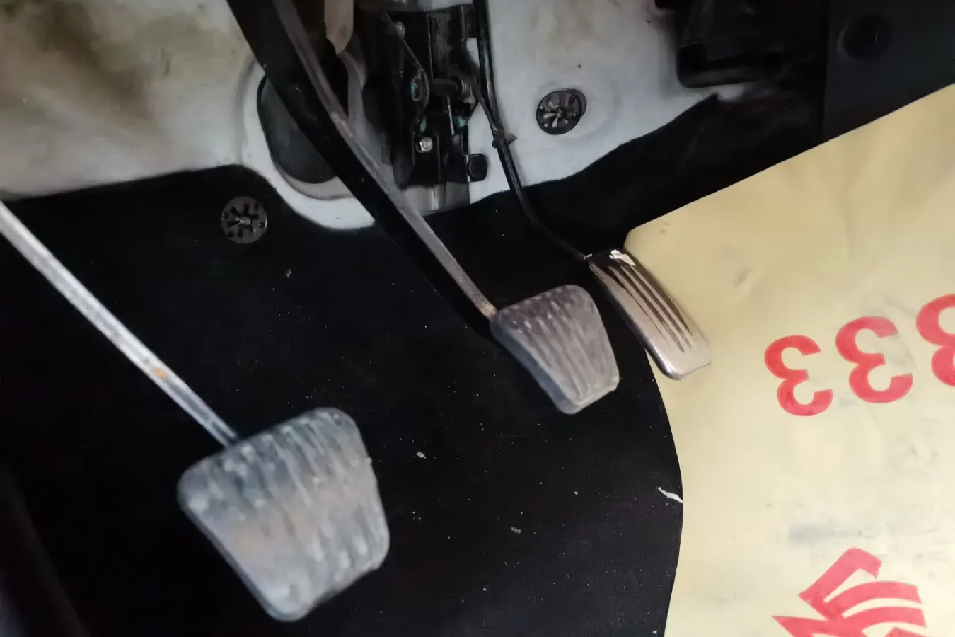 2018 DongFeng Fengon Fengon 330 1.5L 109HP L4 5MT,autocango,china used car exporter,china ev exporter,chinese used car exporter,chinese used ev exporter