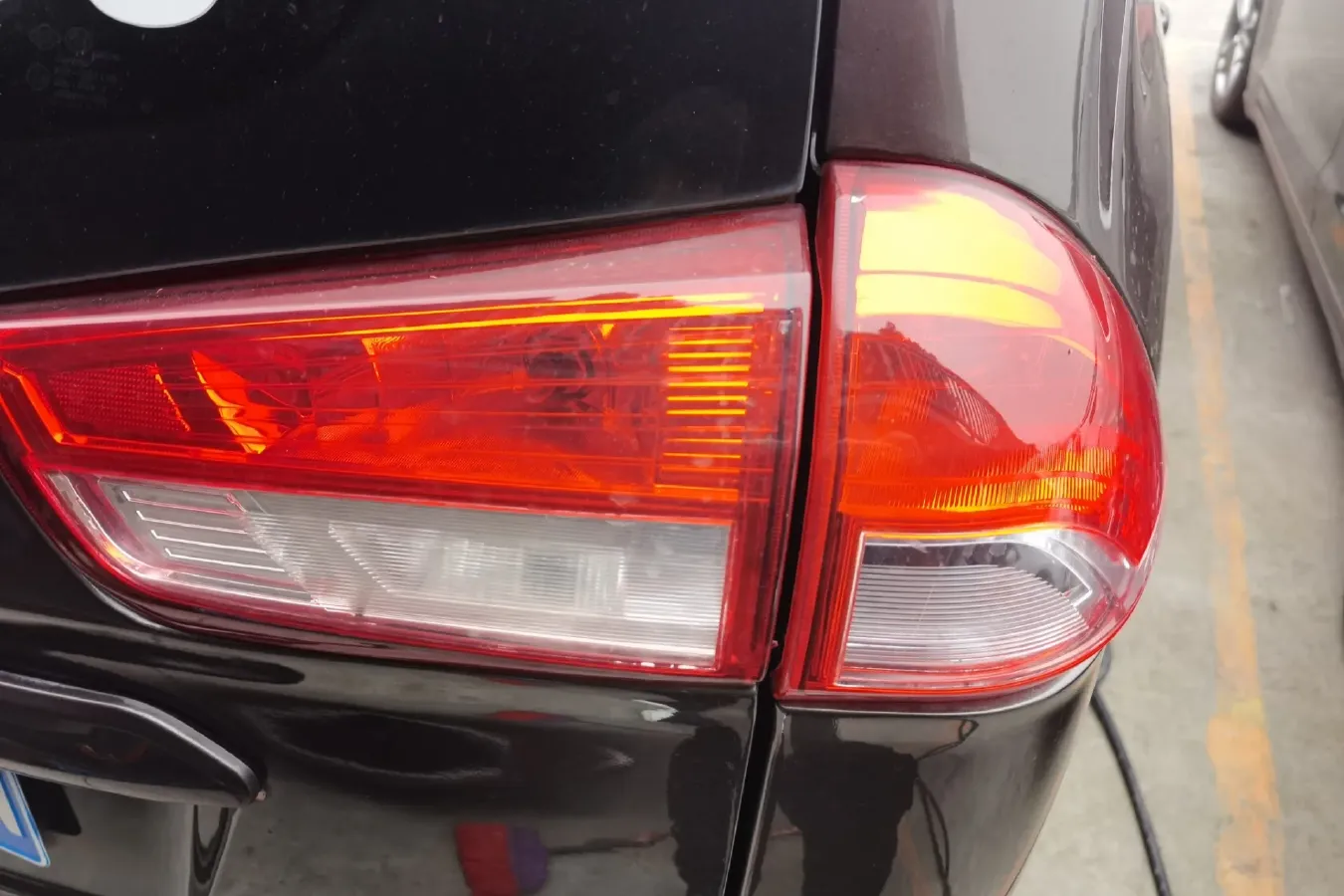 2018 DongFeng Fengon Fengon 330 1.5L 109HP L4 5MT,autocango,china used car exporter,china ev exporter,chinese used car exporter,chinese used ev exporter