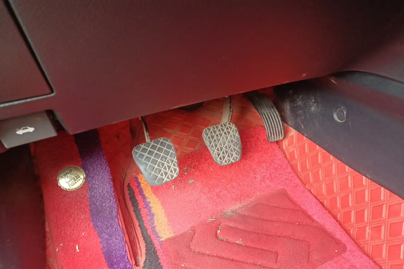 2016 HaiMa Family 1.6L 125HP L4 6MT,autocango,china used car exporter,china ev exporter,chinese used car exporter,chinese used ev exporter