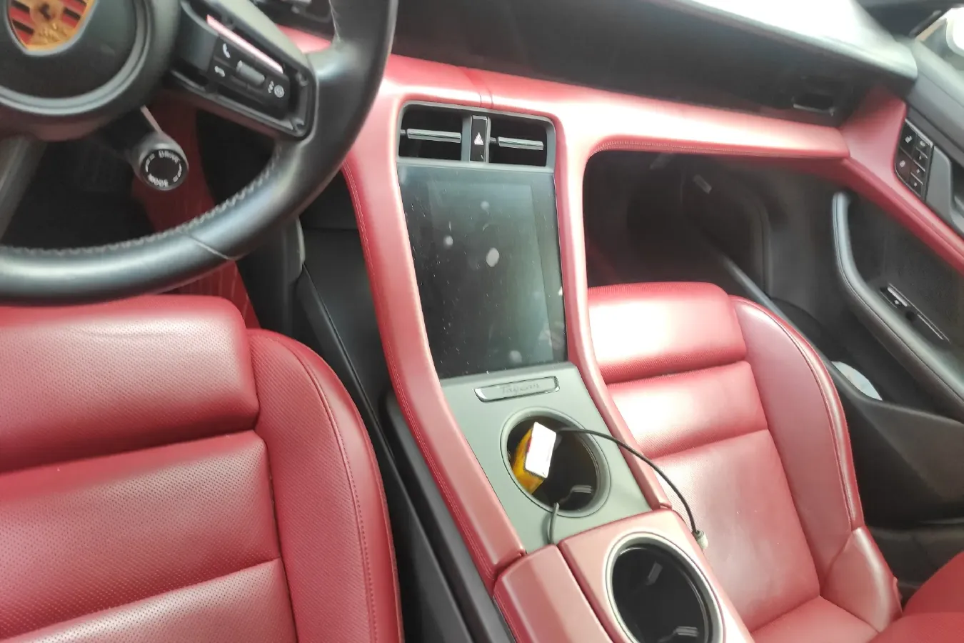 2020 Porsche Taycan 2AT BEV 79.2KWH,autocango,china used car exporter,china ev exporter,chinese used car exporter,chinese used ev exporter