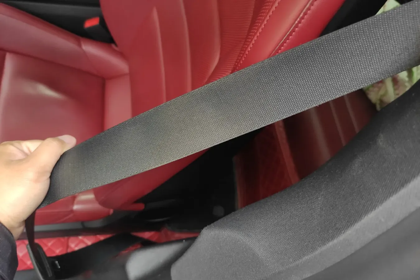 2020 Porsche Taycan 2AT BEV 79.2KWH,autocango,china used car exporter,china ev exporter,chinese used car exporter,chinese used ev exporter