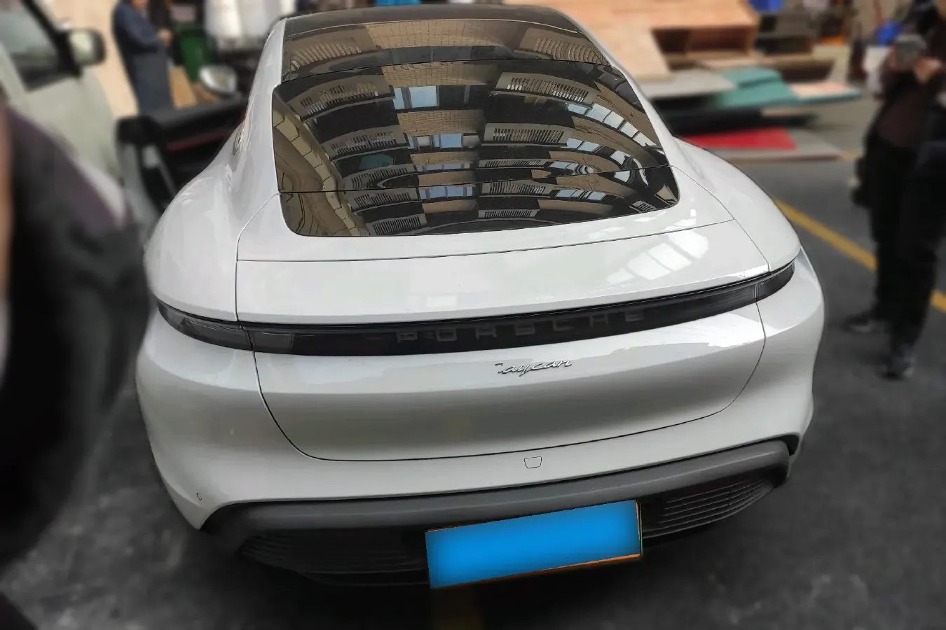 2020 Porsche Taycan 2AT BEV 79.2KWH,autocango,china used car exporter,china ev exporter,chinese used car exporter,chinese used ev exporter