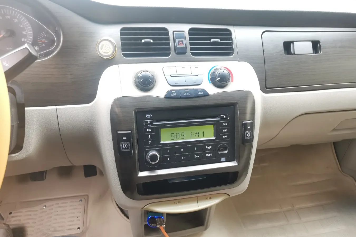 2011 JAC Refine 2.4L 150HP L4 5MT,autocango,china used car exporter,china ev exporter,chinese used car exporter,chinese used ev exporter