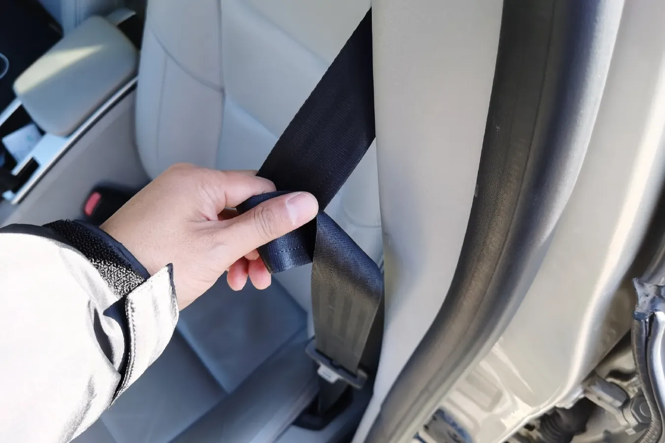 2011 Volvo S40 2.0L 141HP L4 6DCT,autocango,china used car exporter,china ev exporter,chinese used car exporter,chinese used ev exporter