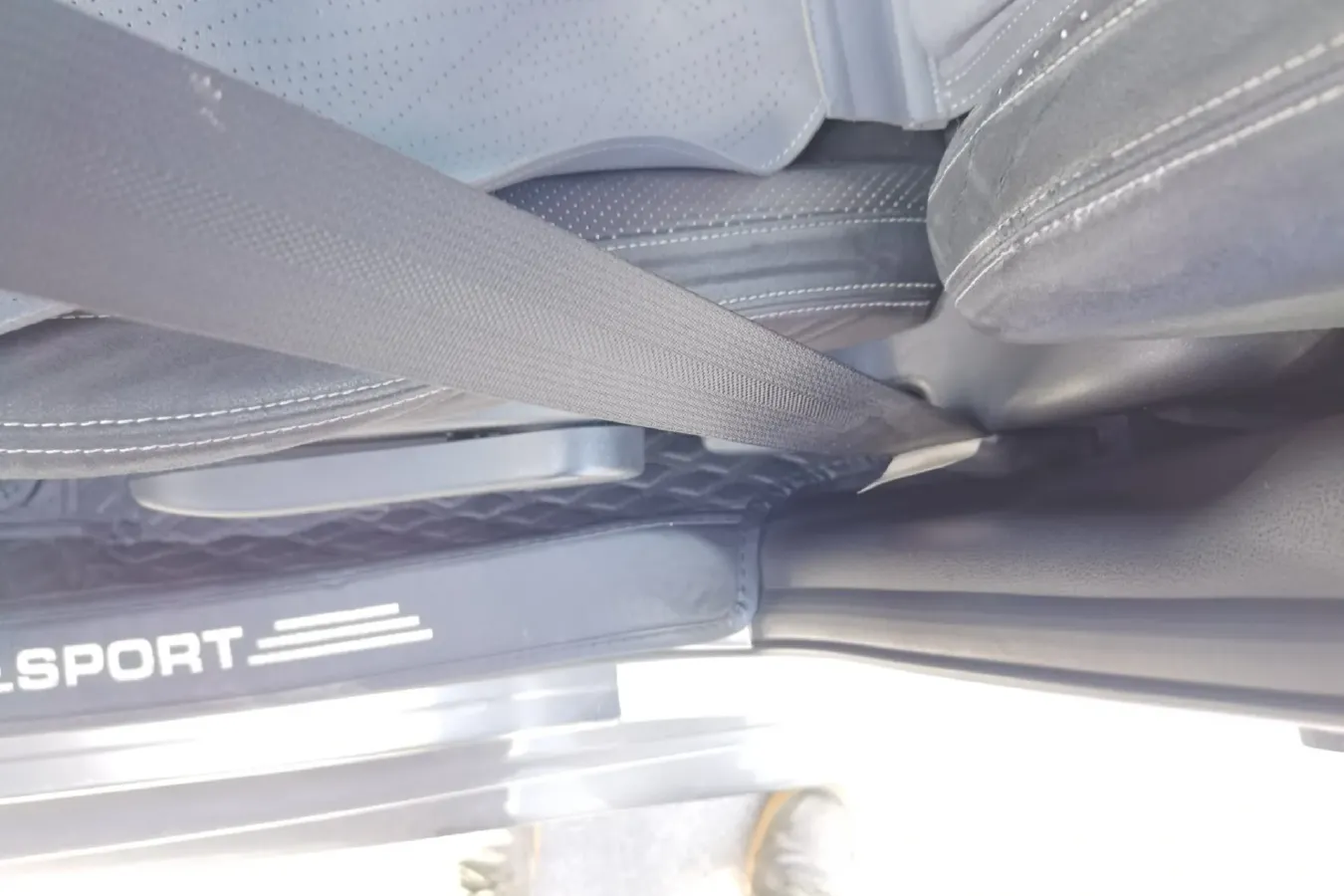 2014 Infiniti ESQ 1.6L 116HP L4 CVT,autocango,china used car exporter,china ev exporter,chinese used car exporter,chinese used ev exporter