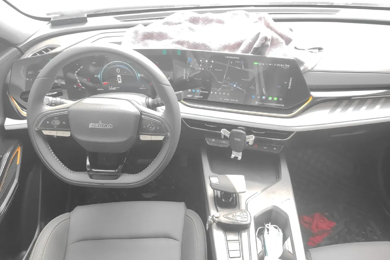 2023 ChangAn Oshan X5 Plus 1.5T 188HP L4 7DCT,autocango,china used car exporter,china ev exporter,chinese used car exporter,chinese used ev exporter