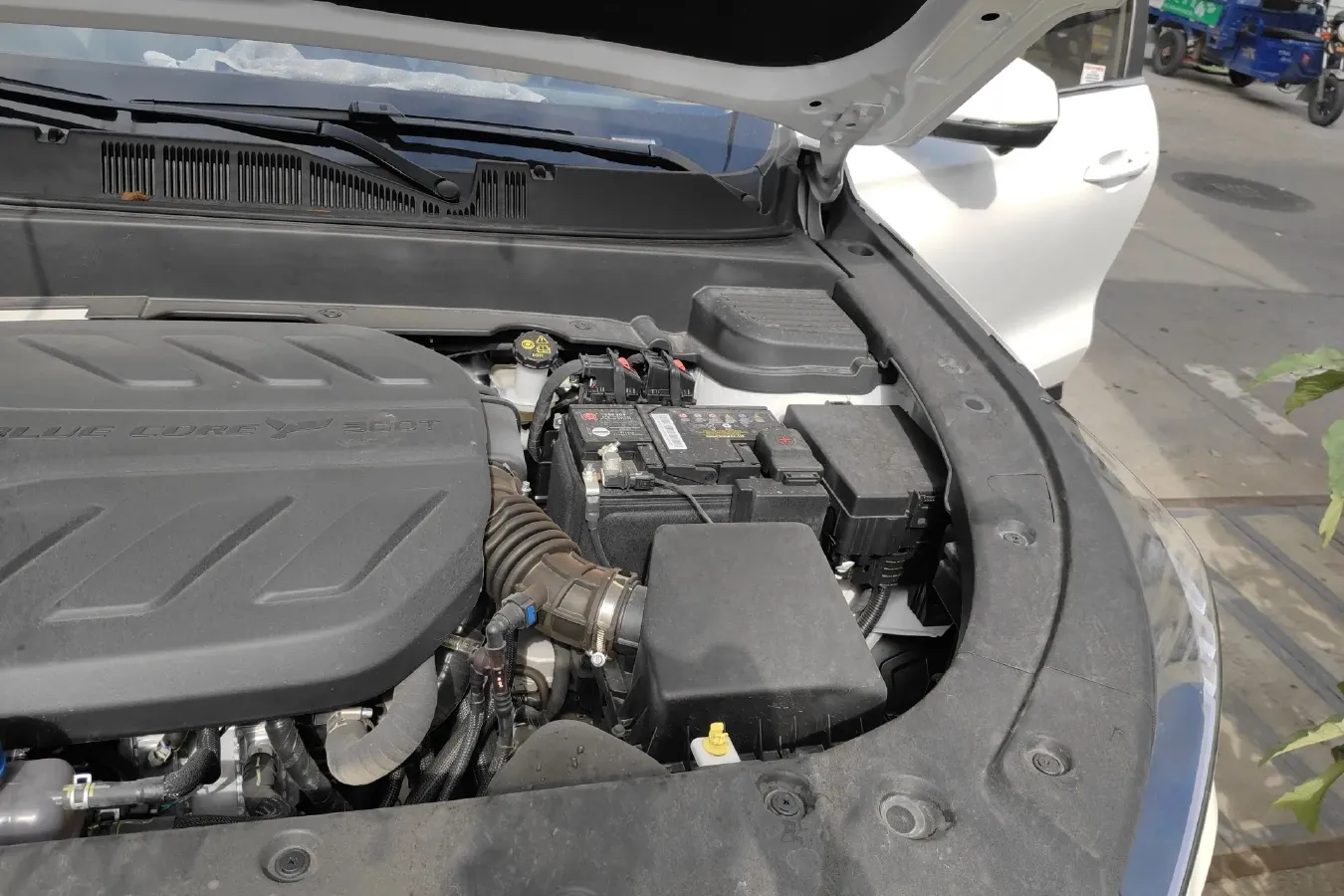 2023 ChangAn Oshan X5 Plus 1.5T 188HP L4 7DCT,autocango,china used car exporter,china ev exporter,chinese used car exporter,chinese used ev exporter