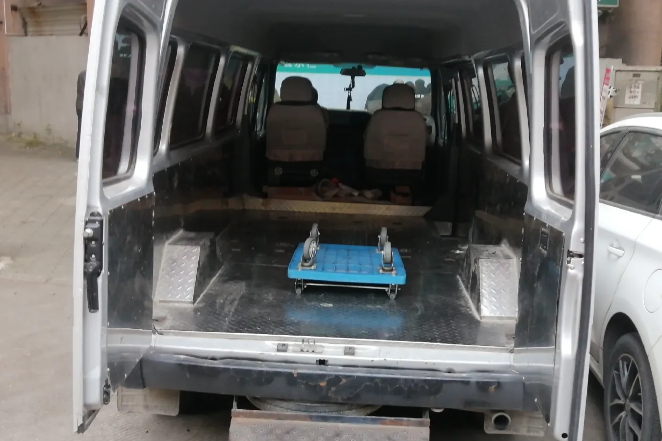 2019 JMC TeShun 2.8T 116HP L4 5MT,autocango,china used car exporter,china ev exporter,chinese used car exporter,chinese used ev exporter