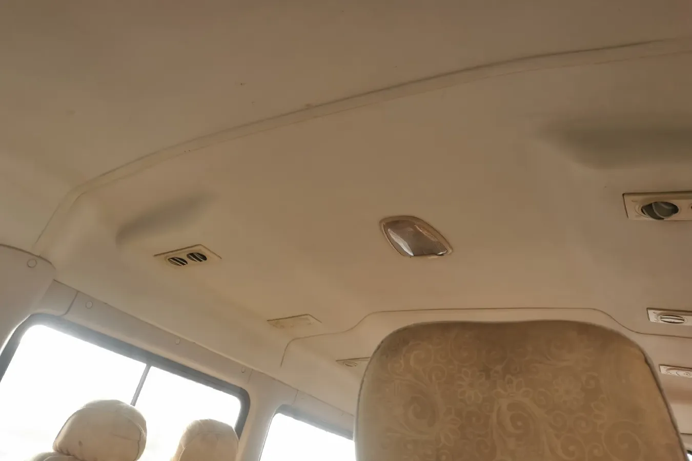 2012 Iveco BaoDi 2.5T 122HP L4 5MT,autocango,china used car exporter,china ev exporter,chinese used car exporter,chinese used ev exporter