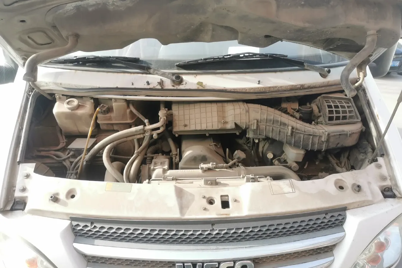 2012 Iveco BaoDi 2.5T 122HP L4 5MT,autocango,china used car exporter,china ev exporter,chinese used car exporter,chinese used ev exporter