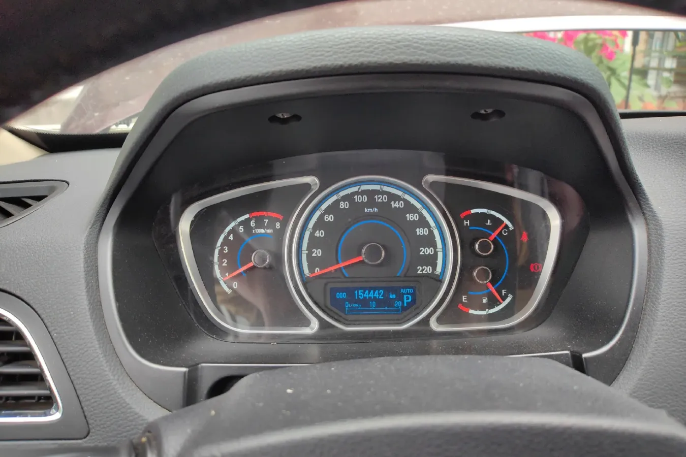 2013 HaiMa S7 2.0L 150HP L4 5AT,autocango,china used car exporter,china ev exporter,chinese used car exporter,chinese used ev exporter