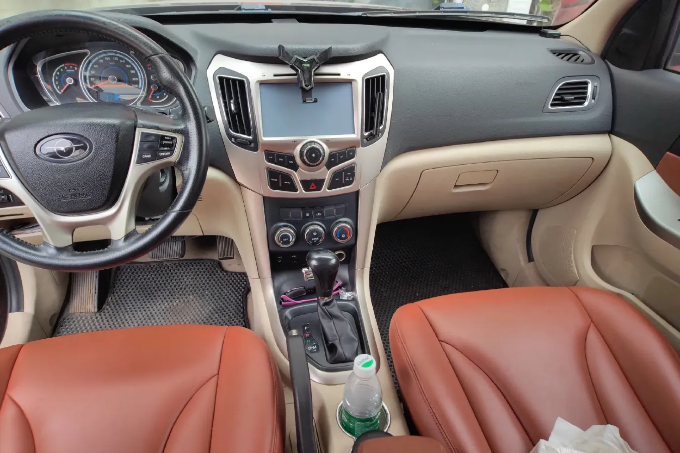 2013 HaiMa S7 2.0L 150HP L4 5AT,autocango,china used car exporter,china ev exporter,chinese used car exporter,chinese used ev exporter