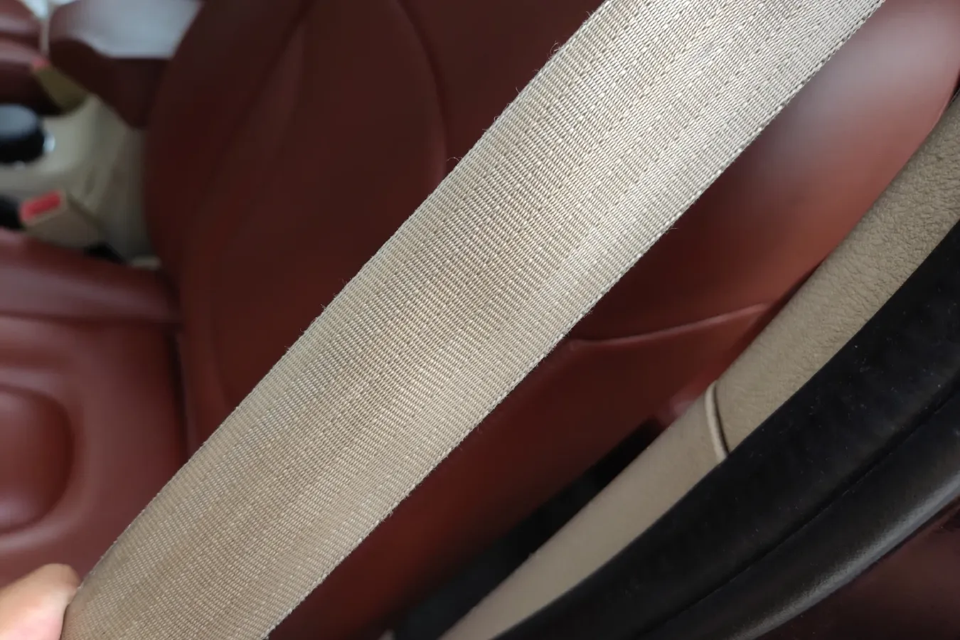 2013 HaiMa S7 2.0L 150HP L4 5AT,autocango,china used car exporter,china ev exporter,chinese used car exporter,chinese used ev exporter