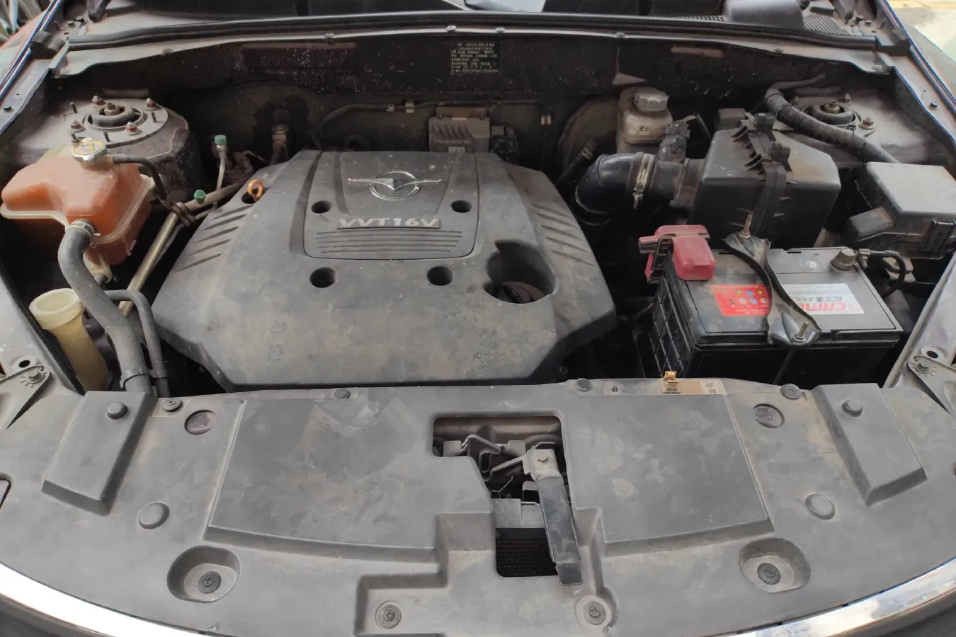 2013 HaiMa S7 2.0L 150HP L4 5AT,autocango,china used car exporter,china ev exporter,chinese used car exporter,chinese used ev exporter