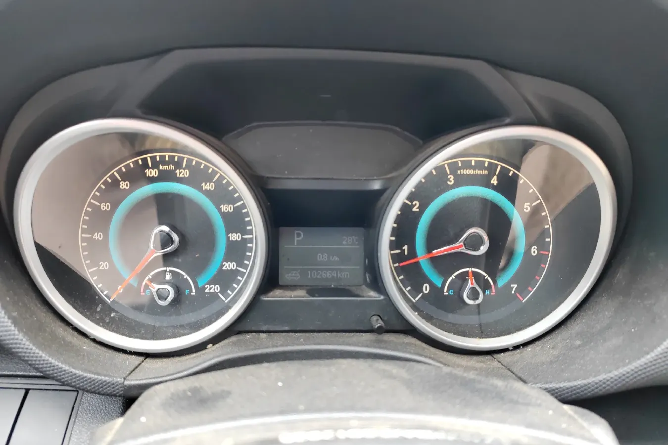 2015 Landwind X5 1.5T 150HP L4 CVT,autocango,china used car exporter,china ev exporter,chinese used car exporter,chinese used ev exporter