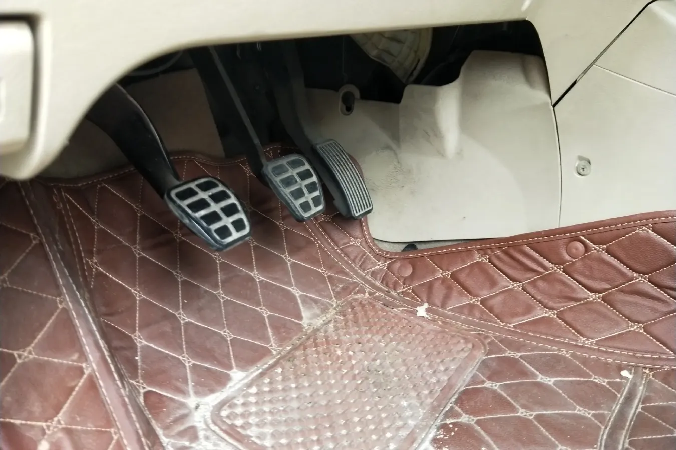 2009 Chery Tiggo 1.8L 132HP L4 5MT,autocango,china used car exporter,china ev exporter,chinese used car exporter,chinese used ev exporter