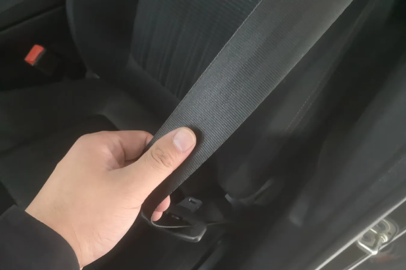 2016 Peugeot 3008 2.0L 147HP L4 6AT,autocango,china used car exporter,china ev exporter,chinese used car exporter,chinese used ev exporter