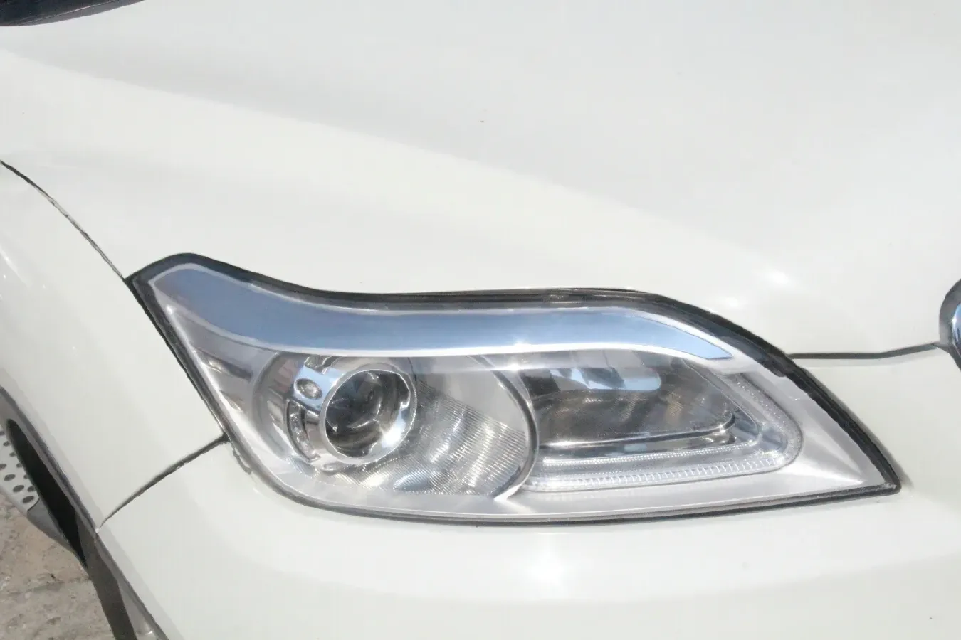 2012 LiFan X60 1.8L 133HP L4 5MT,autocango,china used car exporter,china ev exporter,chinese used car exporter,chinese used ev exporter