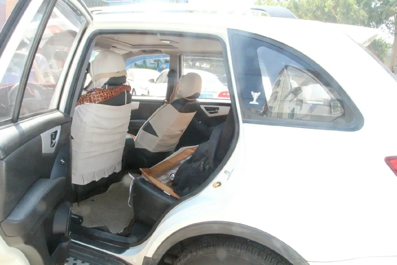 2012 LiFan X60 1.8L 133HP L4 5MT,autocango,china used car exporter,china ev exporter,chinese used car exporter,chinese used ev exporter