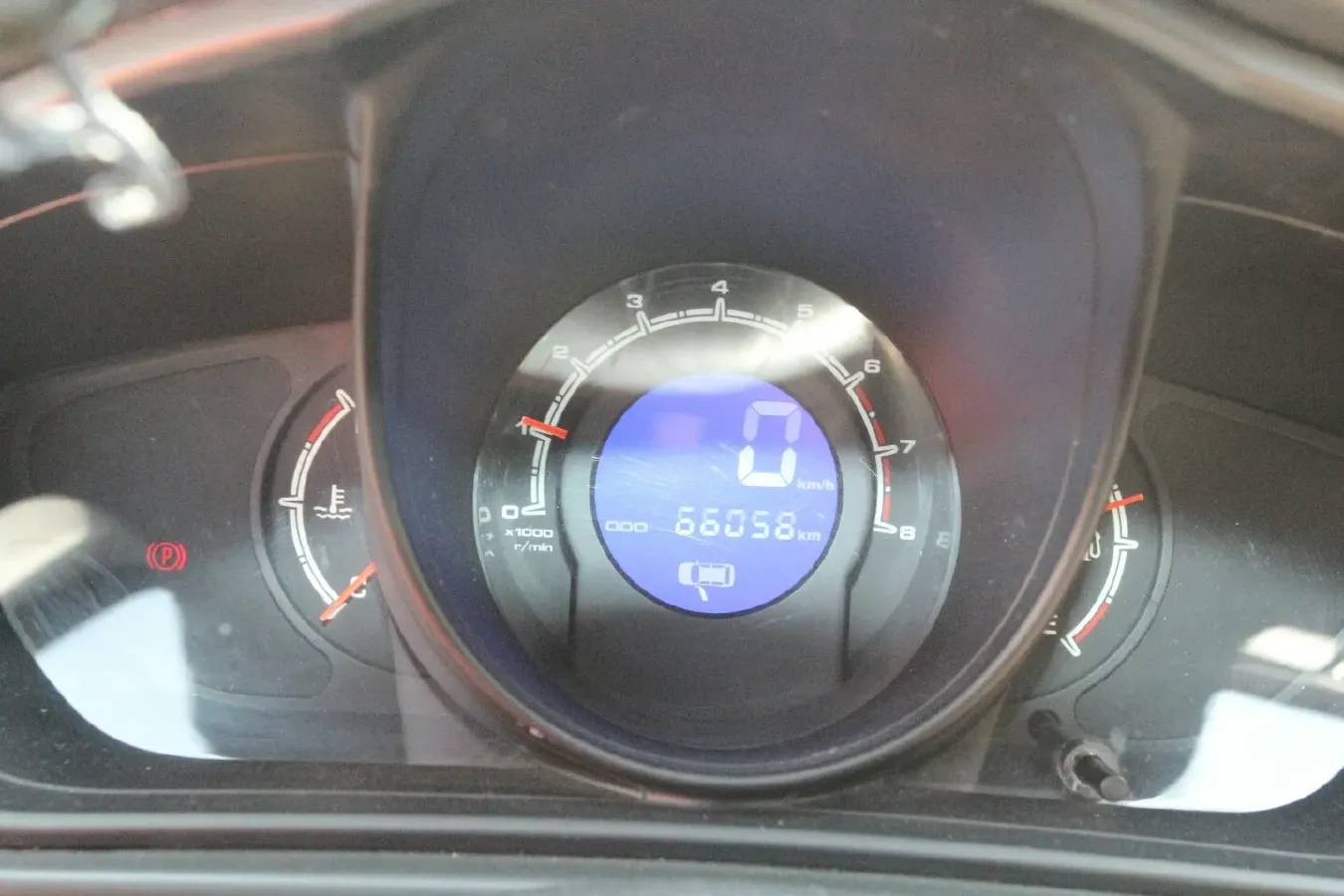 2012 LiFan X60 1.8L 133HP L4 5MT,autocango,china used car exporter,china ev exporter,chinese used car exporter,chinese used ev exporter