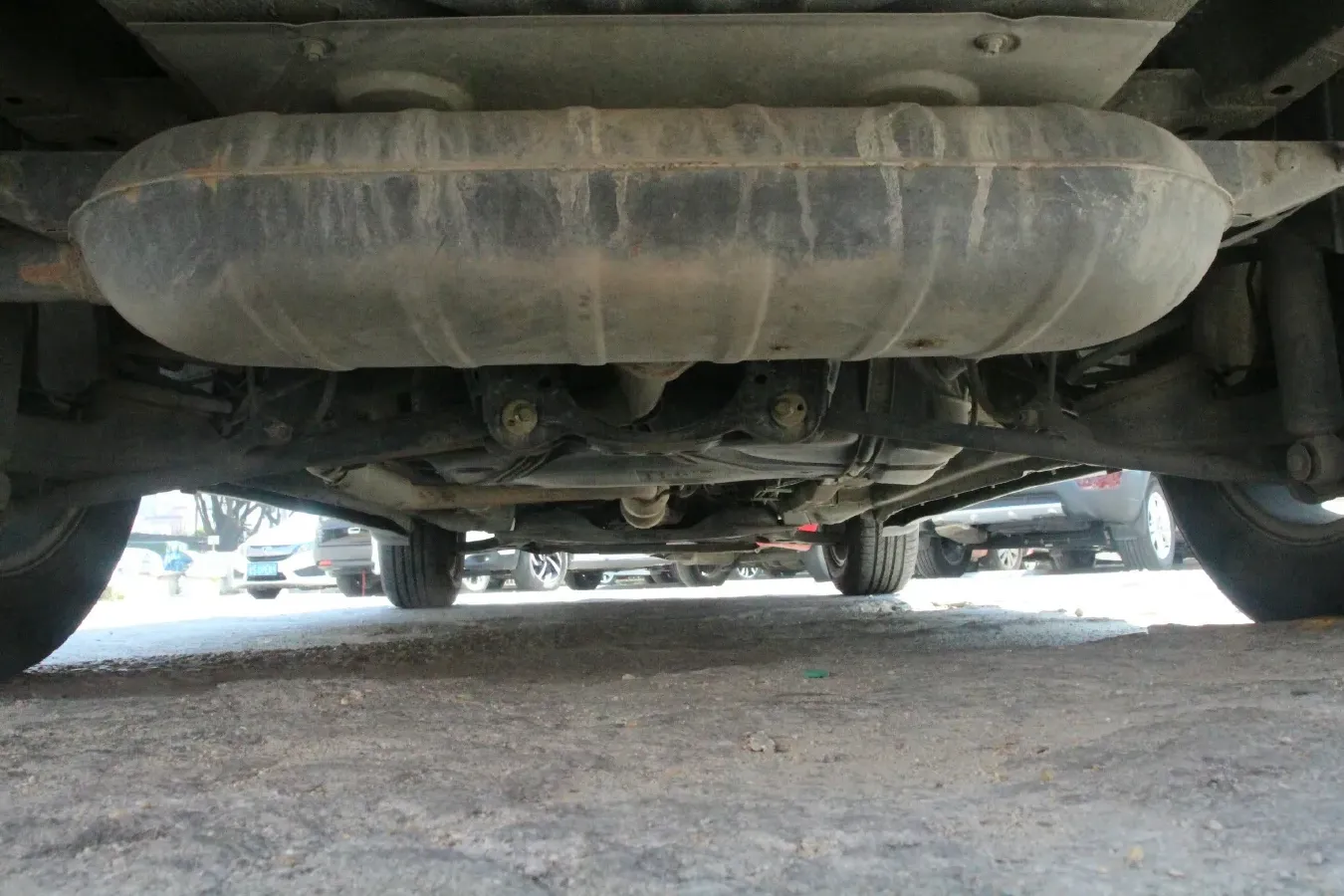 2012 LiFan X60 1.8L 133HP L4 5MT,autocango,china used car exporter,china ev exporter,chinese used car exporter,chinese used ev exporter