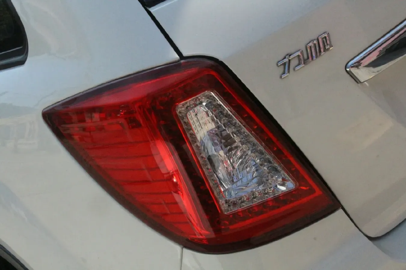 2012 LiFan X60 1.8L 133HP L4 5MT,autocango,china used car exporter,china ev exporter,chinese used car exporter,chinese used ev exporter