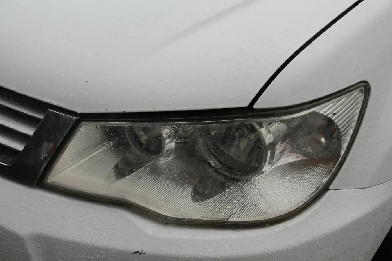 2012 Landwind X8 2.0L 133HP L4 5MT,autocango,china used car exporter,china ev exporter,chinese used car exporter,chinese used ev exporter