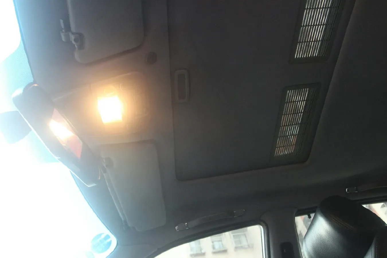 2002 SsangYong Chairman 2.8L 197HP L6 5AT,autocango,china used car exporter,china ev exporter,chinese used car exporter,chinese used ev exporter