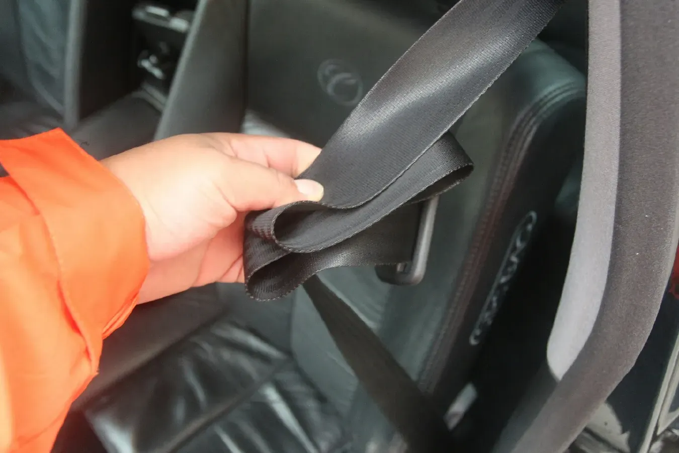 2002 SsangYong Chairman 2.8L 197HP L6 5AT,autocango,china used car exporter,china ev exporter,chinese used car exporter,chinese used ev exporter