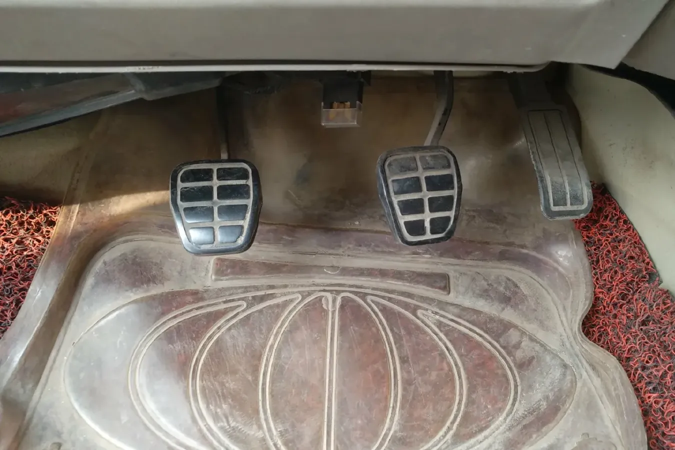 2010 Chery Cowin 2 1.5L 109HP L4 5MT,autocango,china used car exporter,china ev exporter,chinese used car exporter,chinese used ev exporter