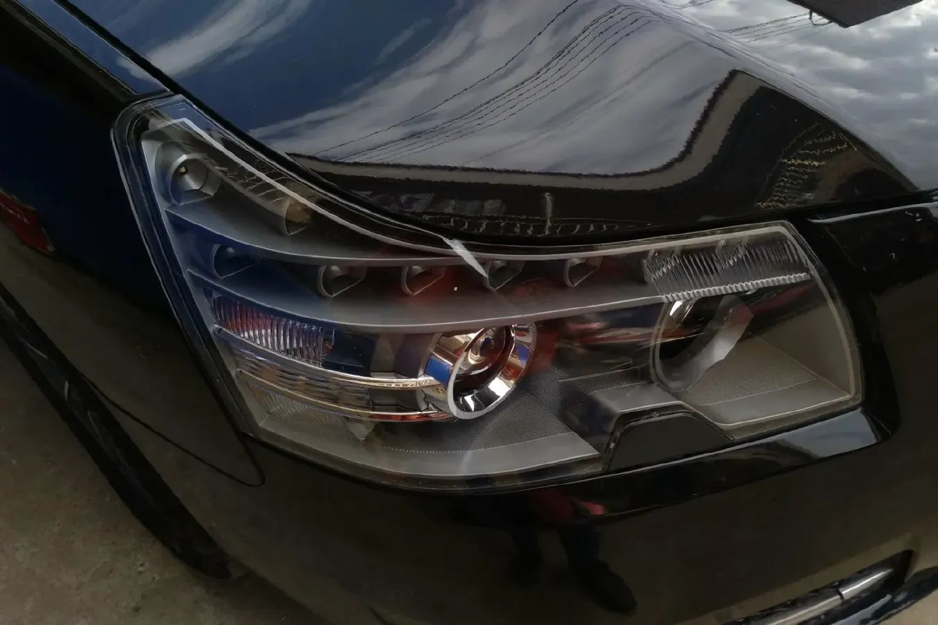 2015 Geely EC8 2.0L 141HP L4 5MT,autocango,china used car exporter,china ev exporter,chinese used car exporter,chinese used ev exporter