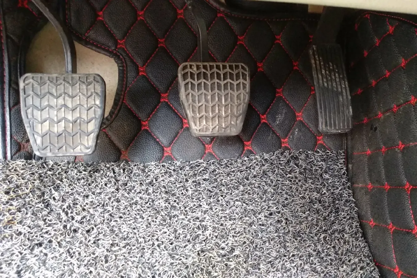 2015 Geely EC8 2.0L 141HP L4 5MT,autocango,china used car exporter,china ev exporter,chinese used car exporter,chinese used ev exporter