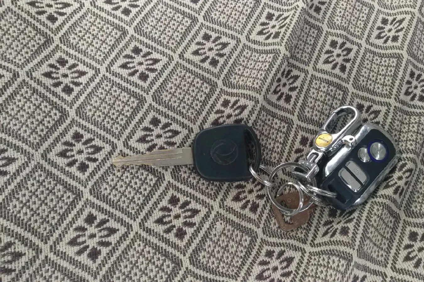 2011 DongFeng DFSK V27 1.3L 82HP L4 5MT,autocango,china used car exporter,china ev exporter,chinese used car exporter,chinese used ev exporter