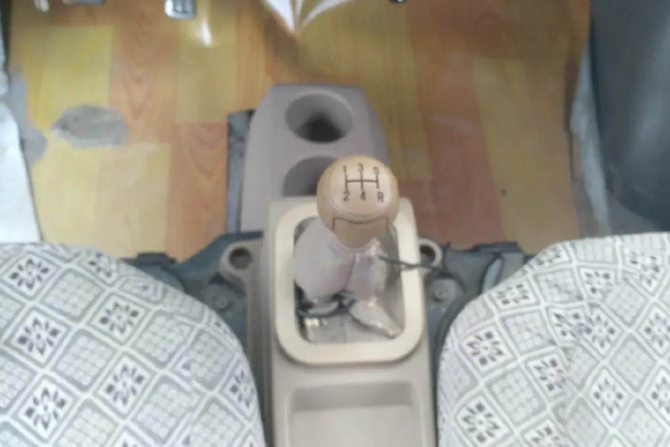 2011 DongFeng DFSK V27 1.3L 82HP L4 5MT,autocango,china used car exporter,china ev exporter,chinese used car exporter,chinese used ev exporter