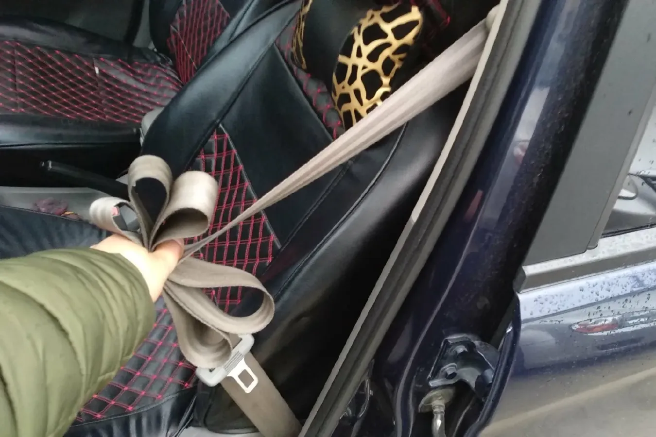 2013 BAIC WeiWang M20 1.5L 102HP L4 5MT,autocango,china used car exporter,china ev exporter,chinese used car exporter,chinese used ev exporter