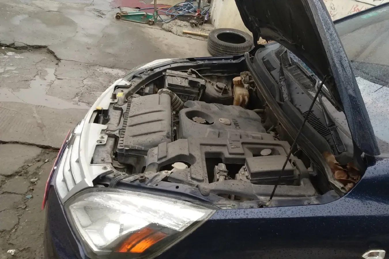 2013 BAIC WeiWang M20 1.5L 102HP L4 5MT,autocango,china used car exporter,china ev exporter,chinese used car exporter,chinese used ev exporter