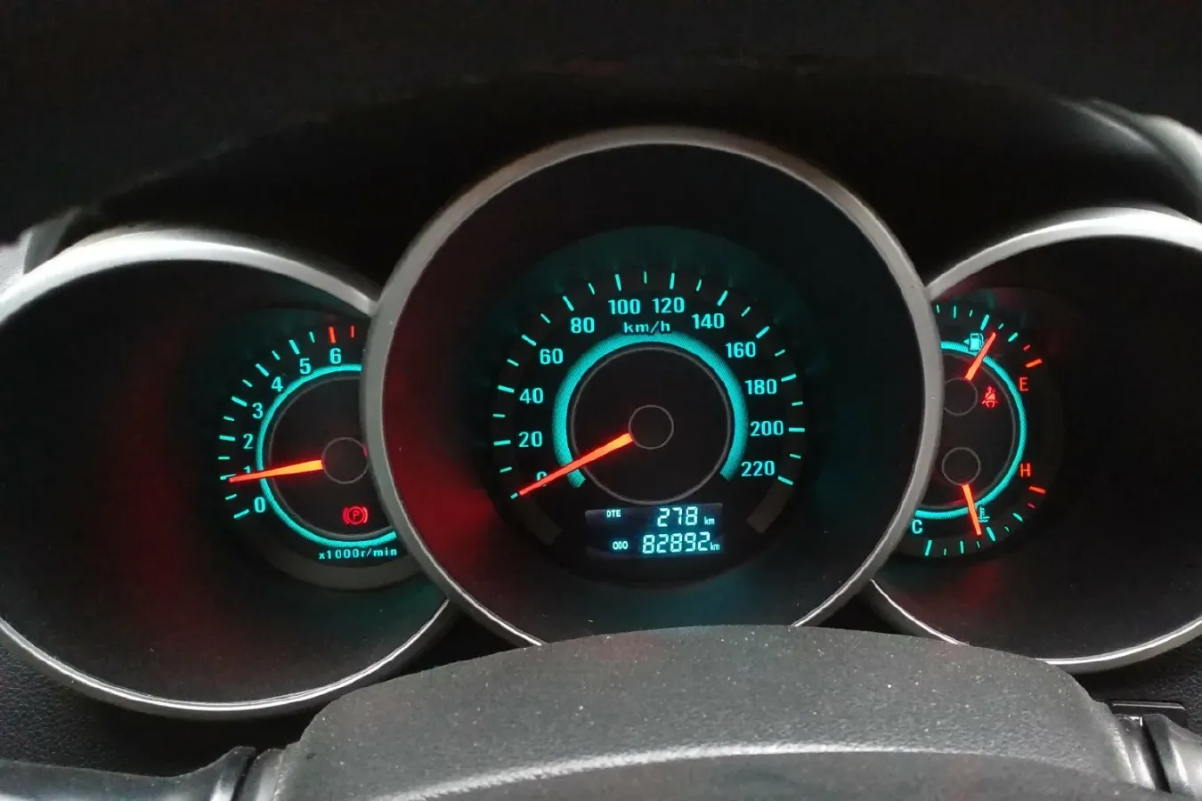 2014 ChangAn Eado 1.6L 125HP L4 5MT,autocango,china used car exporter,china ev exporter,chinese used car exporter,chinese used ev exporter