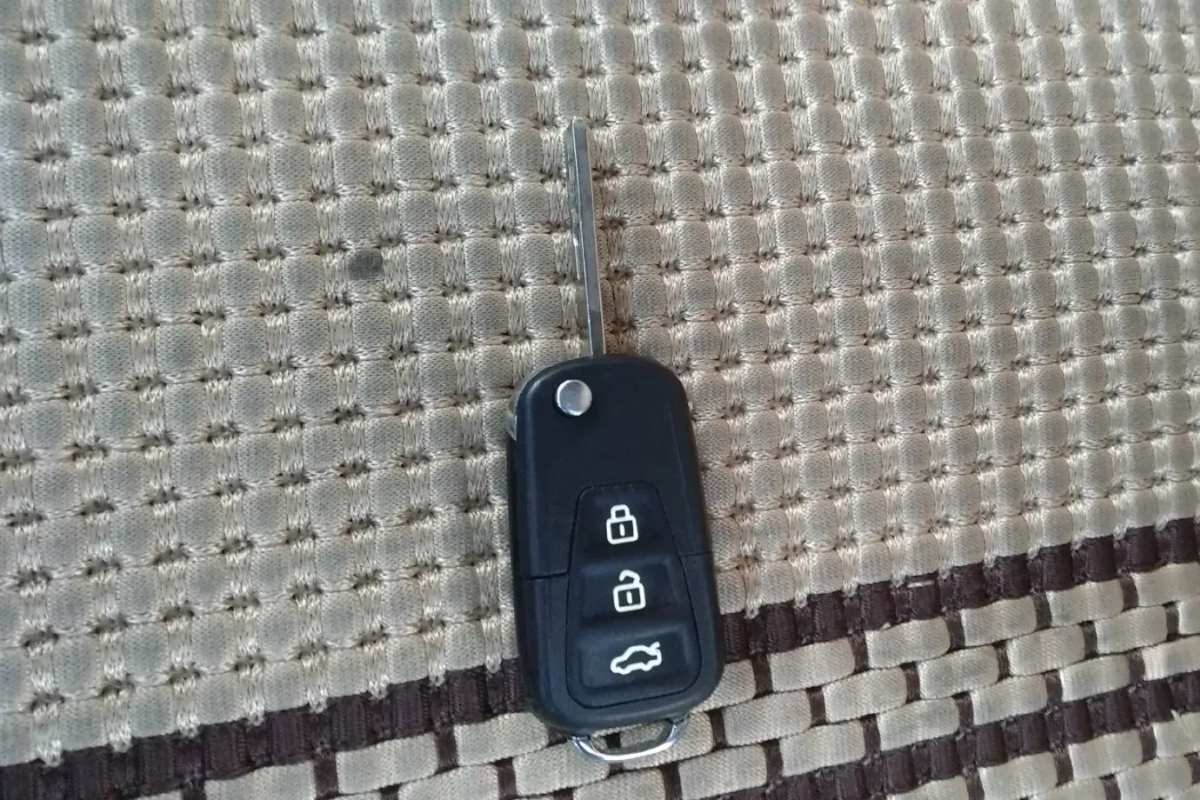 2012 LiFan X60 1.8L 133HP L4 5MT,autocango,china used car exporter,china ev exporter,chinese used car exporter,chinese used ev exporter