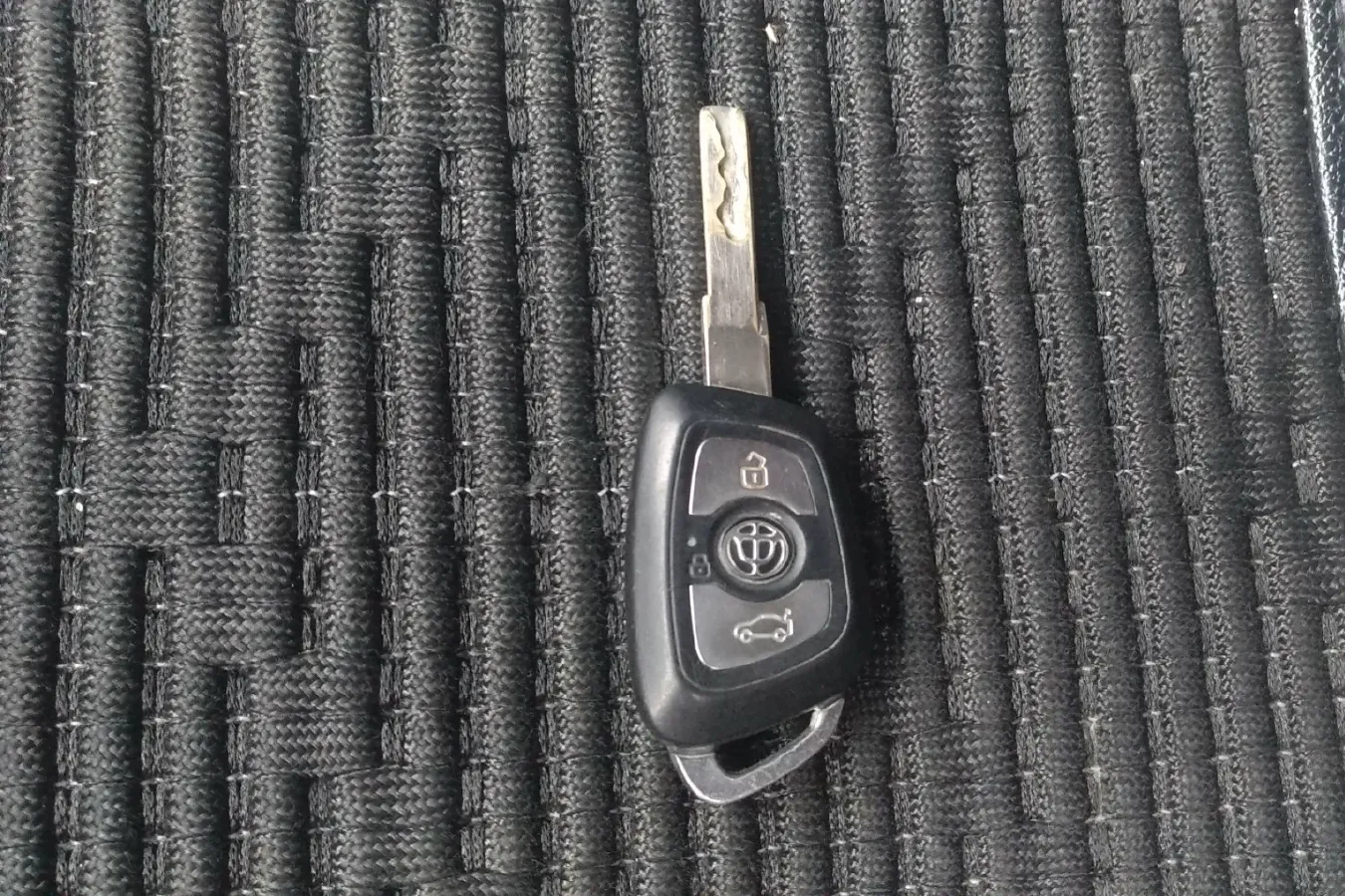 2014 Brilliance Auto V5 1.6L 118HP L4 5MT,autocango,china used car exporter,china ev exporter,chinese used car exporter,chinese used ev exporter