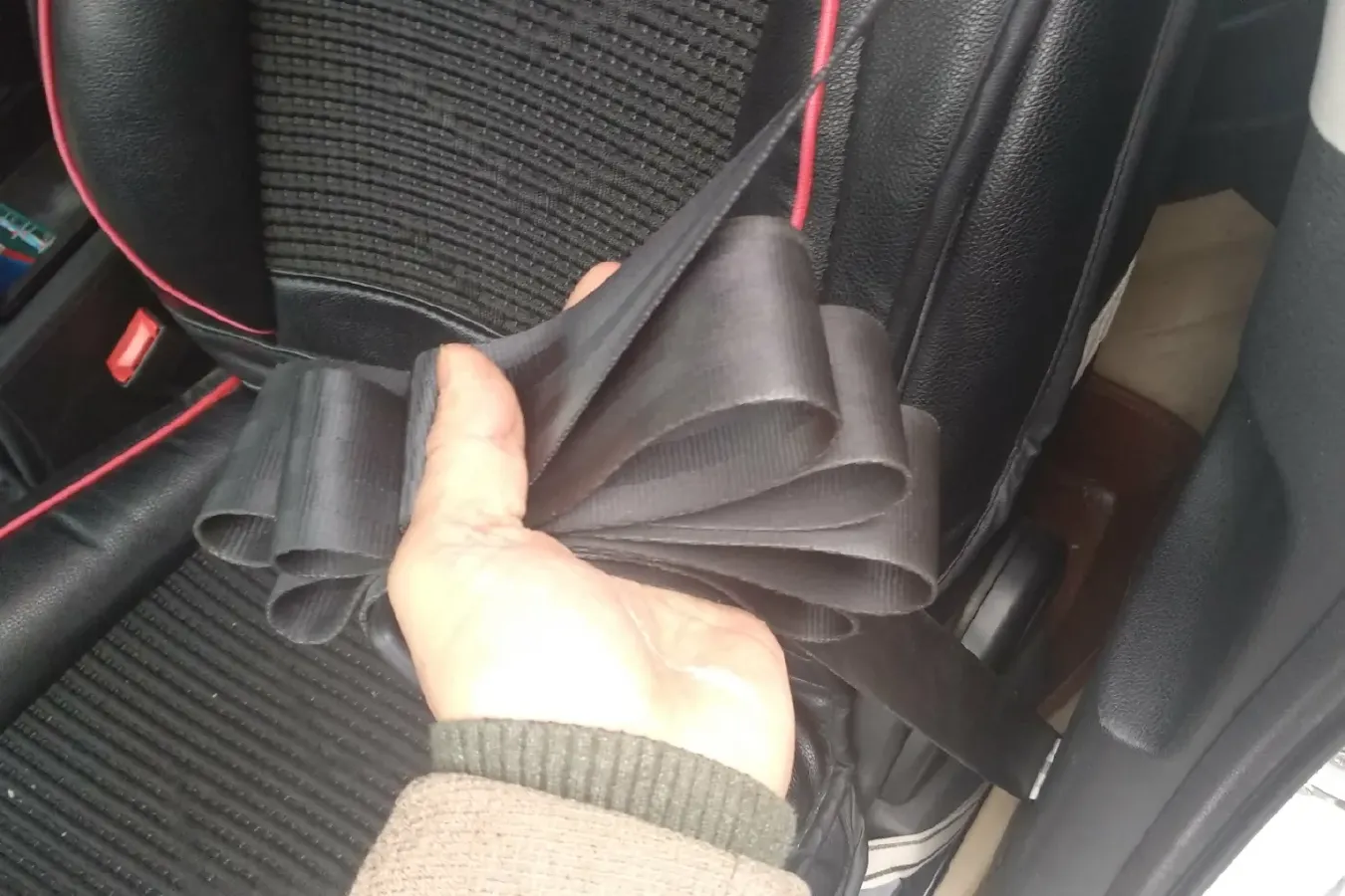 2014 Brilliance Auto V5 1.6L 118HP L4 5MT,autocango,china used car exporter,china ev exporter,chinese used car exporter,chinese used ev exporter