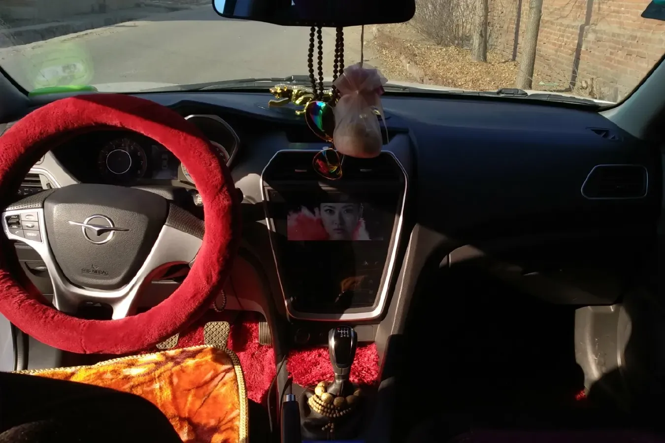 2017 HaiMa Family 1.6L 125HP L4 6MT,autocango,china used car exporter,china ev exporter,chinese used car exporter,chinese used ev exporter