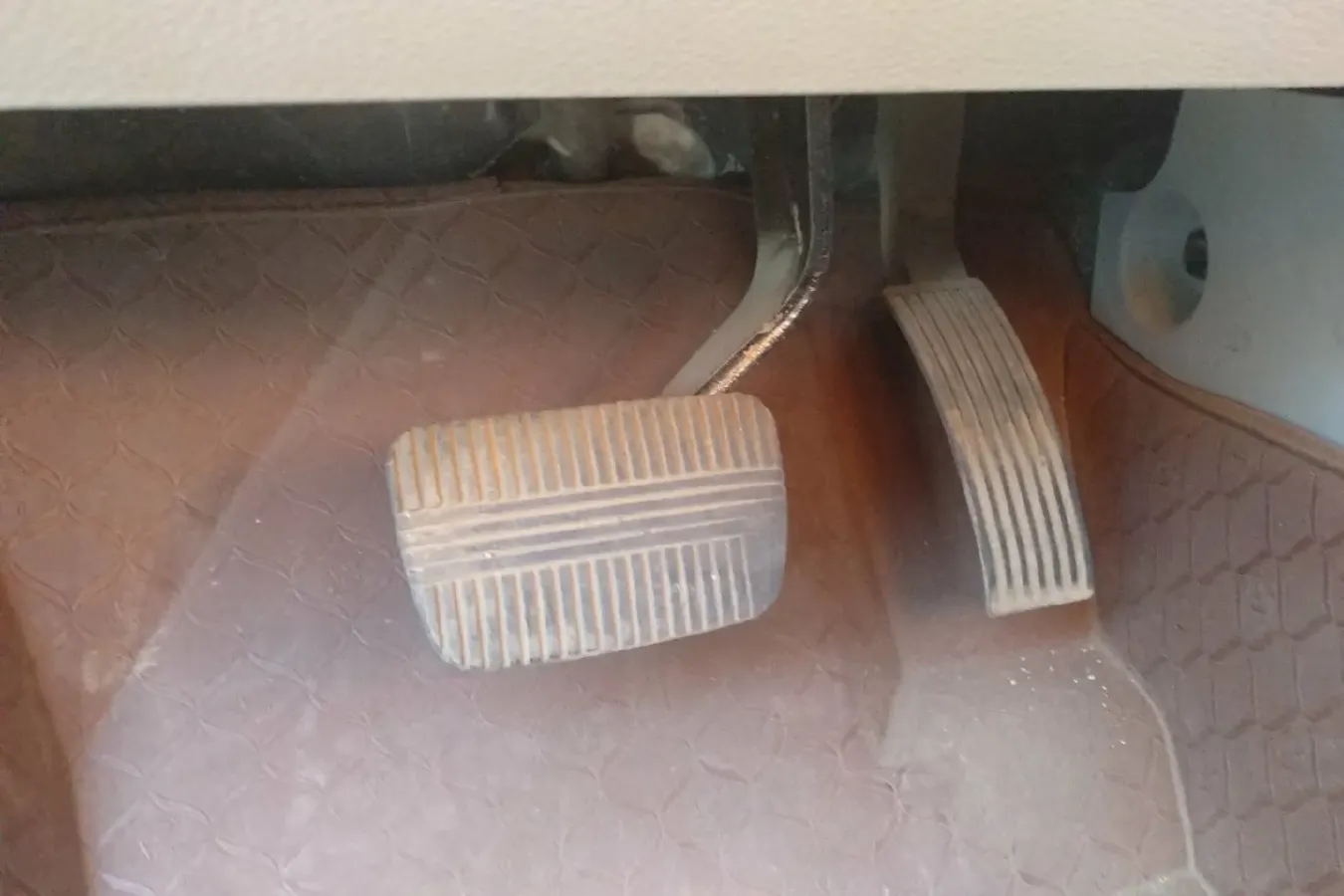 2013 Luxgen 5 1.8T 154HP L4 5AT,autocango,china used car exporter,china ev exporter,chinese used car exporter,chinese used ev exporter