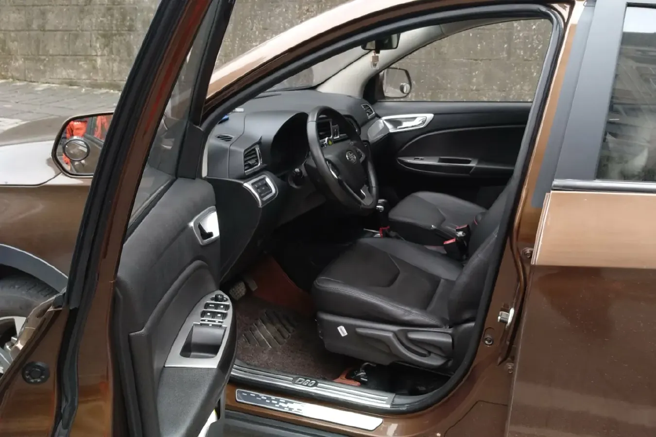 2015 FAW Jumpal D60 1.8L 139HP L4 6AT,autocango,china used car exporter,china ev exporter,chinese used car exporter,chinese used ev exporter