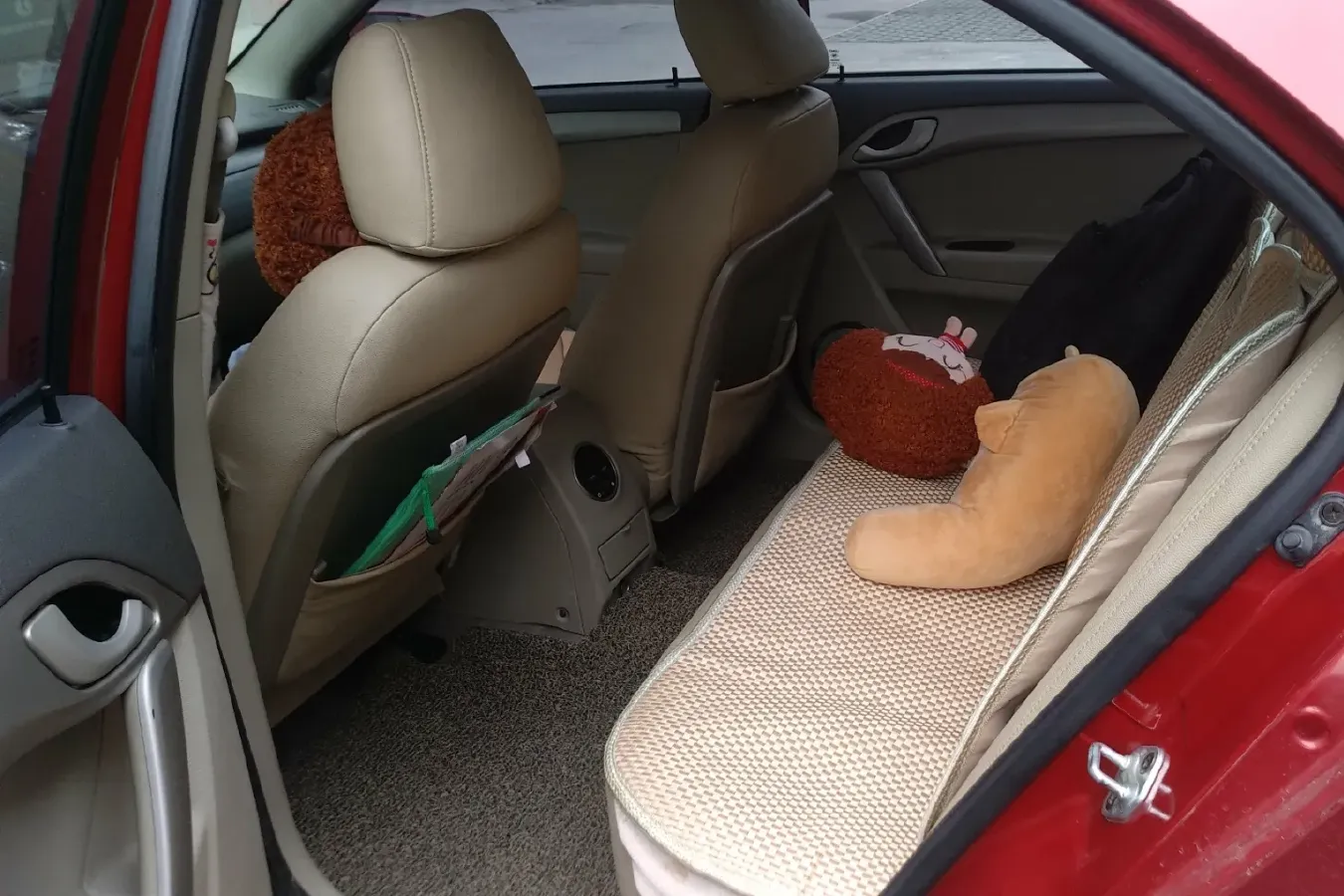 2010 JAC HeYue 1.5L 103HP L4 5MT,autocango,china used car exporter,china ev exporter,chinese used car exporter,chinese used ev exporter