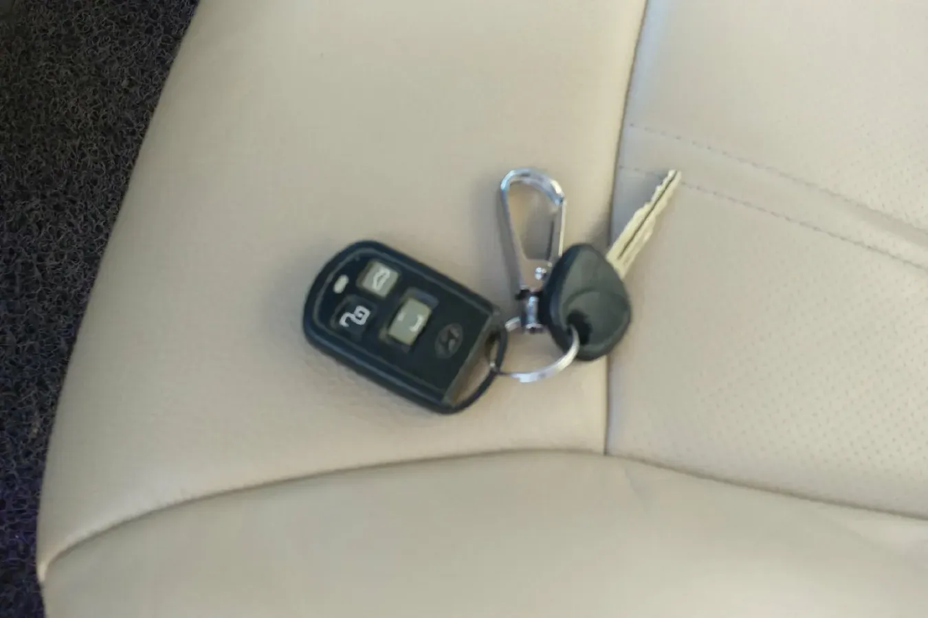 2009 Hyundai MoInca 2.0L 137HP L4 5MT,autocango,china used car exporter,china ev exporter,chinese used car exporter,chinese used ev exporter